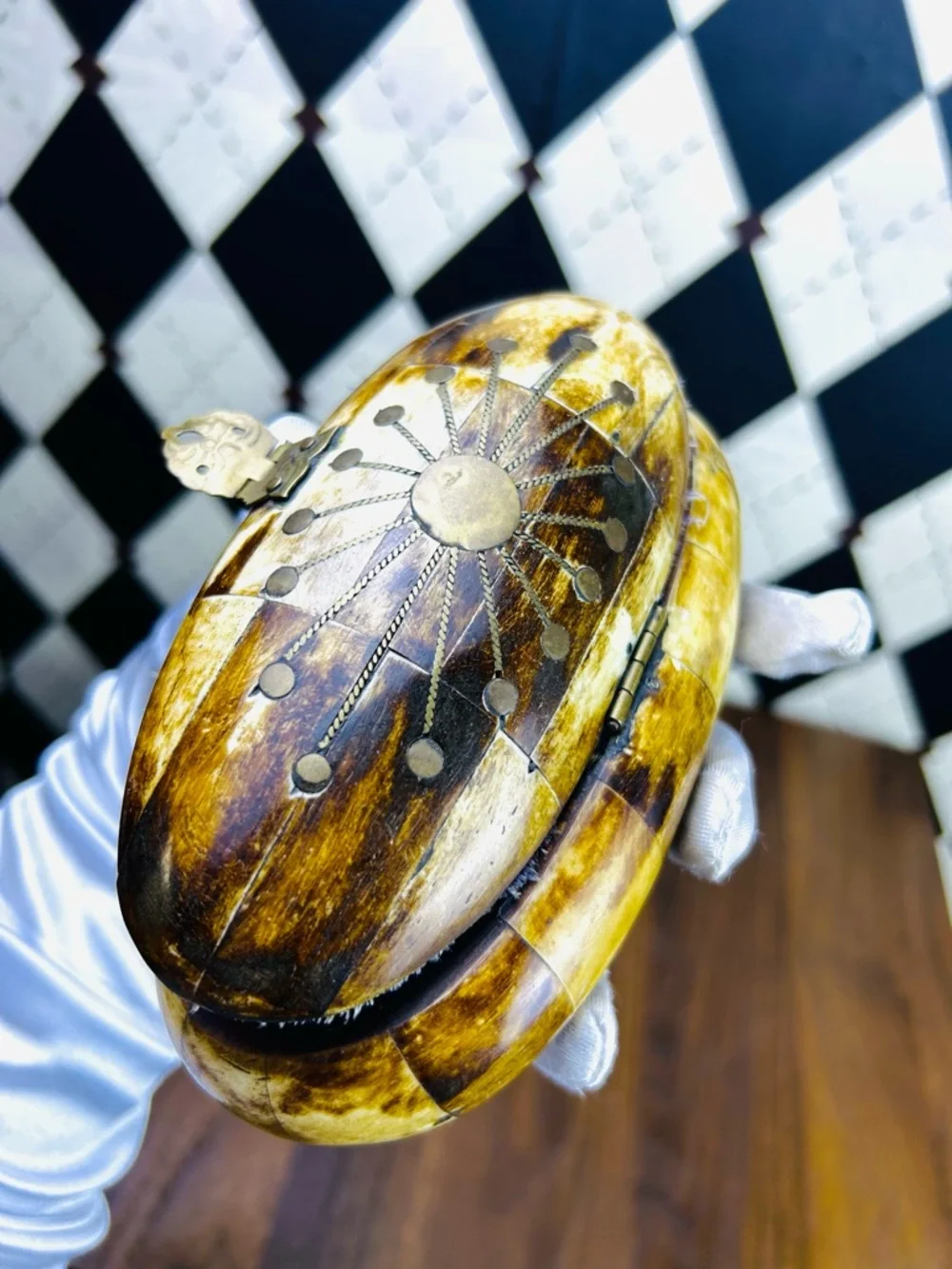 Vintage Bovine Bone Trinket Box Brass‎ Inlay Jewelry Box Collectible Carmel Bone